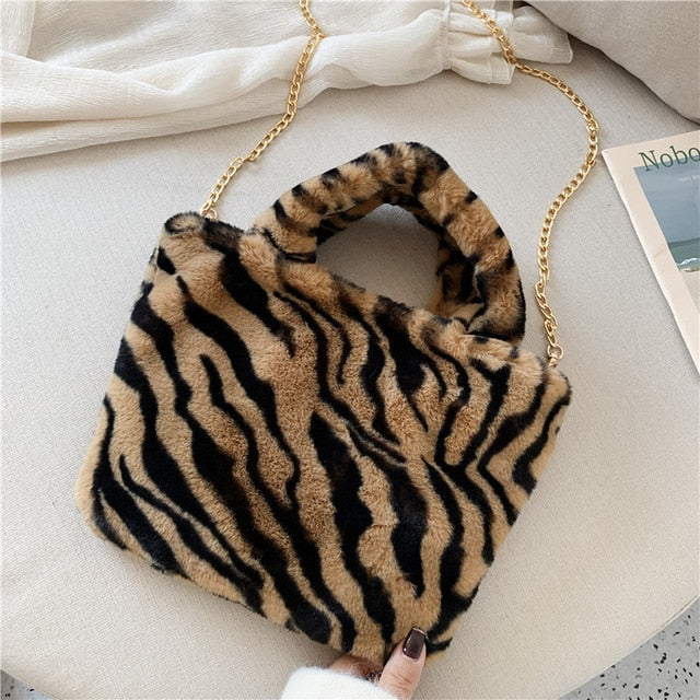 Brand New Women's Purveyor Fashion Fur Handbag/ Purse/ Shoulder Bag  Leopard Print Design