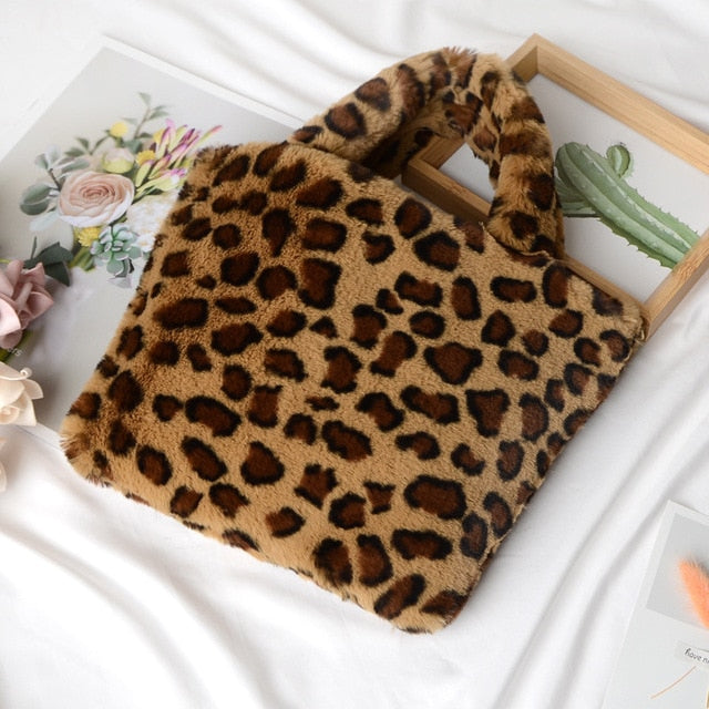 Brand New Women's Purveyor Fashion Fur Handbag/ Purse/ Shoulder Bag  Leopard Print Design