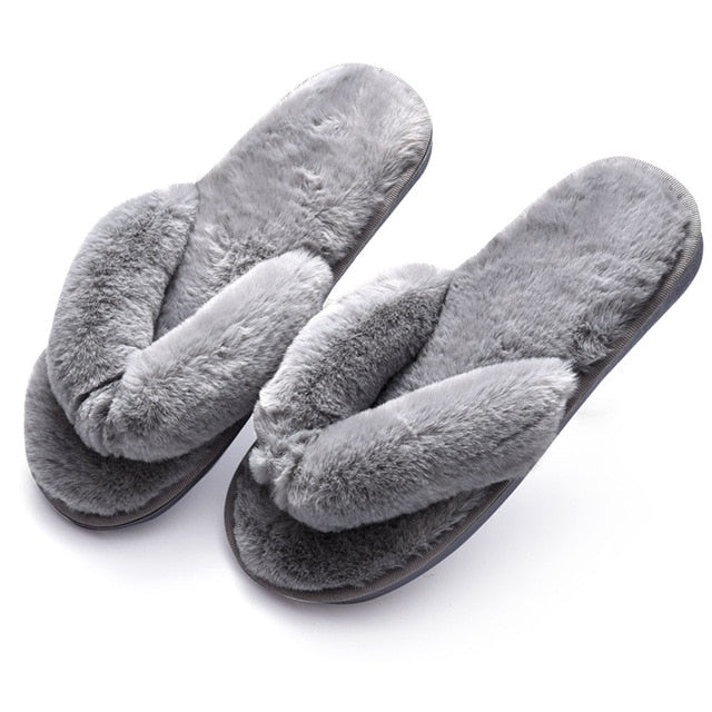 Brand New Purveyor Lux Women's Furry Cozy house Slippers/Slides